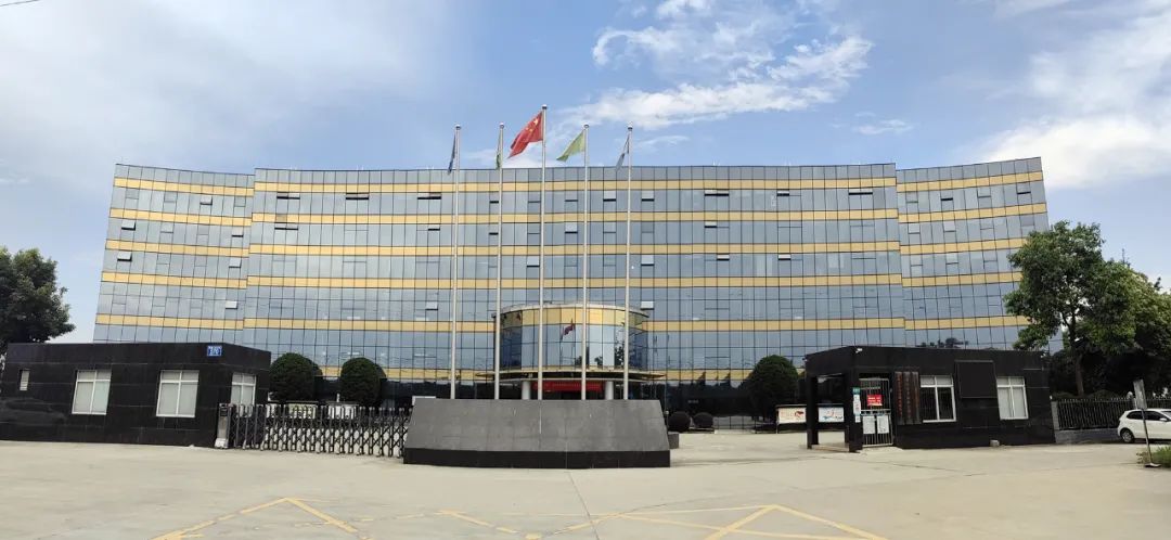 党建引领绿色转型 成都市家具商会支部走进美饰、美中美工厂，共探水性涂料新未来